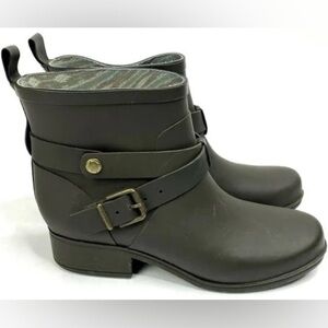Lucky Brand Rindah Waterproof Rubber Buckle Ankle Boots Womens size 8